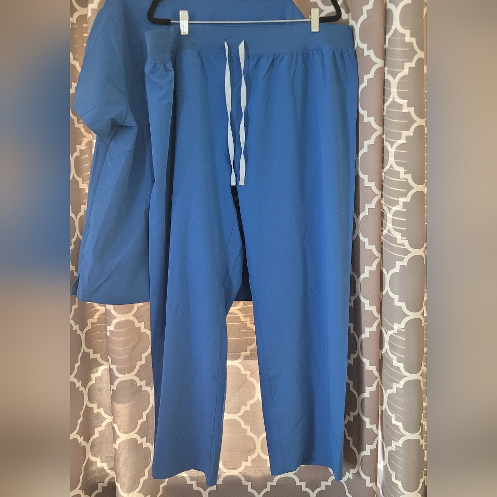 4x NWT Figs Royal Blue Scrub Set - Picture 6 of 16